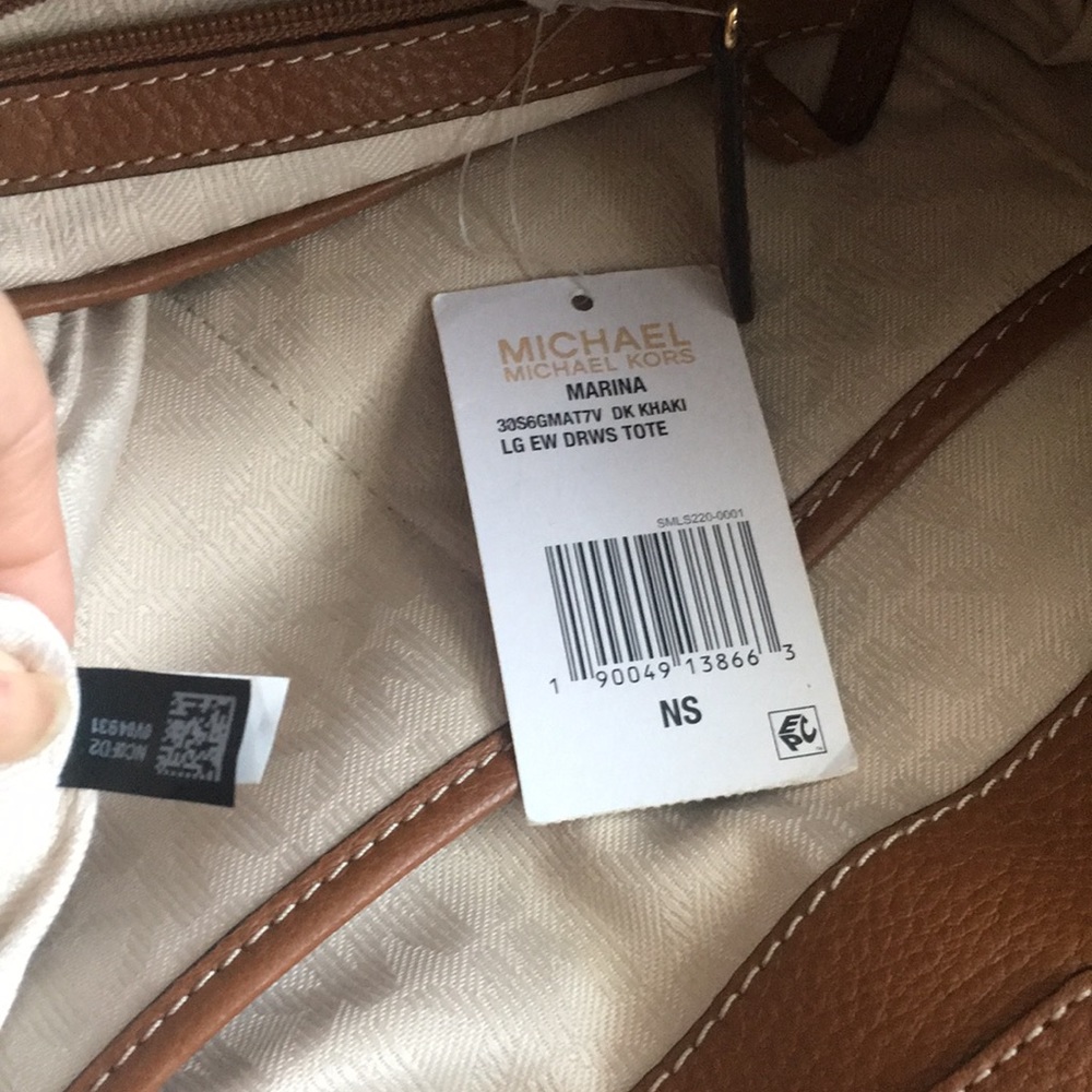 More photos of Michael Kors bag